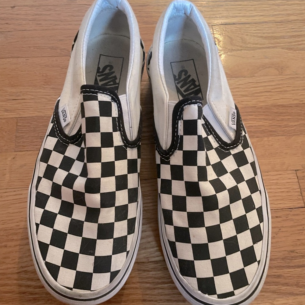 Platform checkered vans slip on